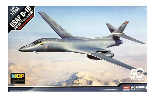 Imagen 1 de 7 de Usaf B-1b 34th Bs  Thunderbirds  1/144 Academy 12620