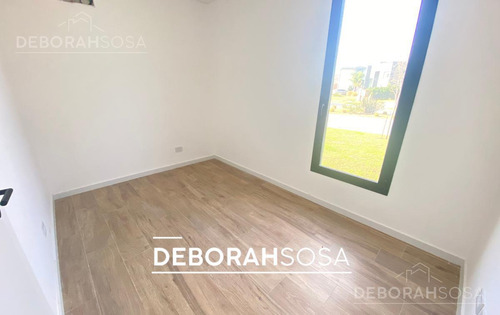 Casa En Venta 6 Ambientes Al Agua - El Canton Zona Norte