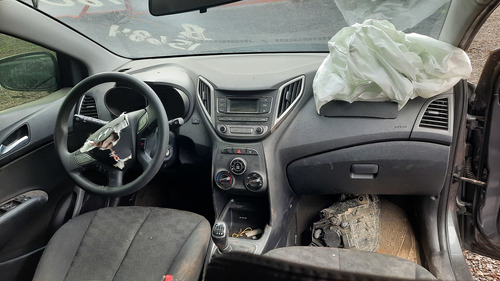 Imagem 7 de 9 de Sucata Hyundai Hb20 Hb20 1.6m Retirada De Peças