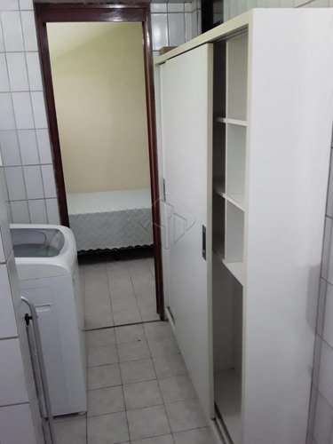 Imagem 4 de 10 de Apartamentos - Ref: V2942