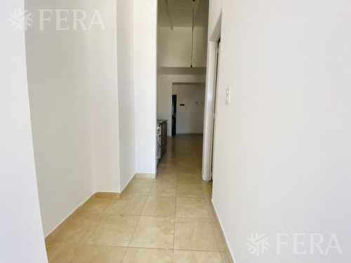 Imagen 4 de 7 de Venta De Departamento 1 Ambiente Divisible Con Balcón En Sarandi (30031)