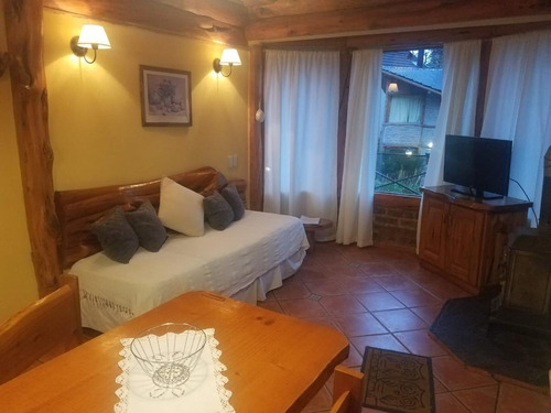 Hotel Con Vista Al Lago Nahuel Huapi - Los Cipresales - Bariloche