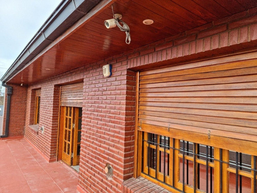Chalet 5 Amb Barrio Caisamar Lote 10x43 Mar Del Plata En Ven