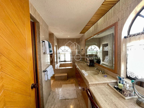 Imagen 18 de 29 de Casa En Venta, Colinas De San Javier, Zapopan