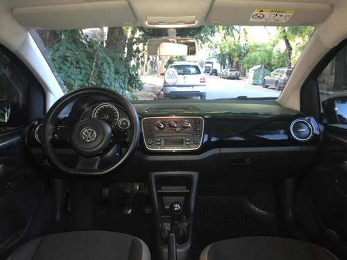 Volkswagen Up! 2016 1.0 High Up! 75cv