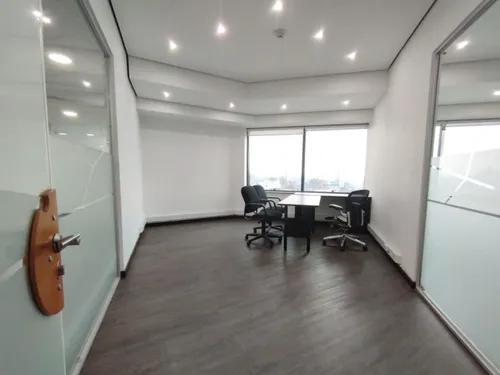 Oficina En Arriendo En Quinta Camacho. Cod A16665