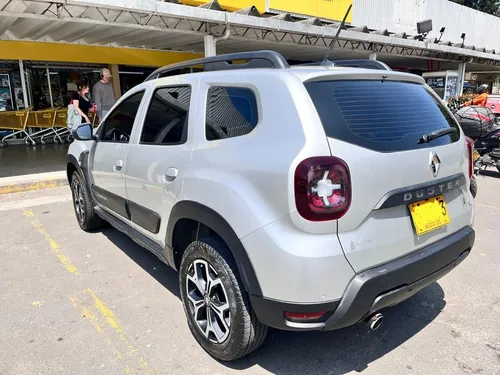 Renault Duster 1.3 Zen CVT (automatica)