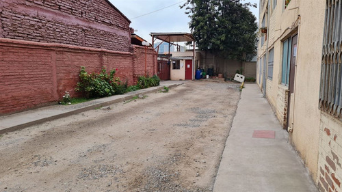 Departamento En Venta De 3 Dorm Con Estacionamien San Miguel