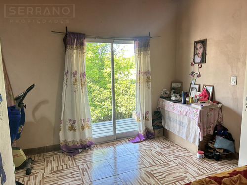 Venta. Casa 6 Ambientes Con Galpón. Capdevilla. Parque Sakura. Exaltacion De La Cruz