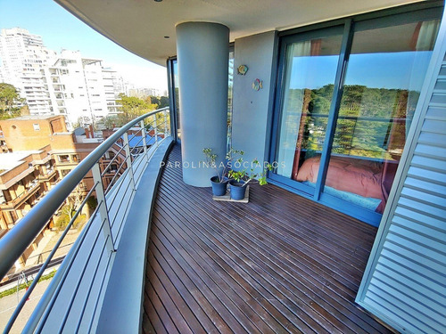 Imagen 1 de 19 de Apartamento En Torre De Categoria.
