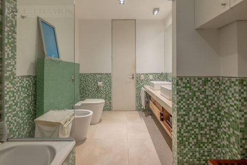 Casa En Venta En La Lucila-libertador/rio