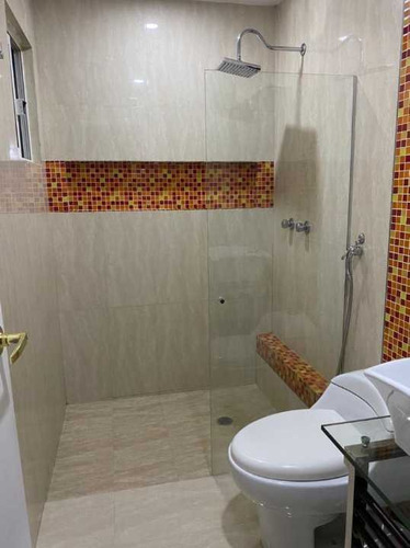 Imagen 8 de 16 de Casa En La Urbanización Terrazas Del Norte Condominio Altamira.