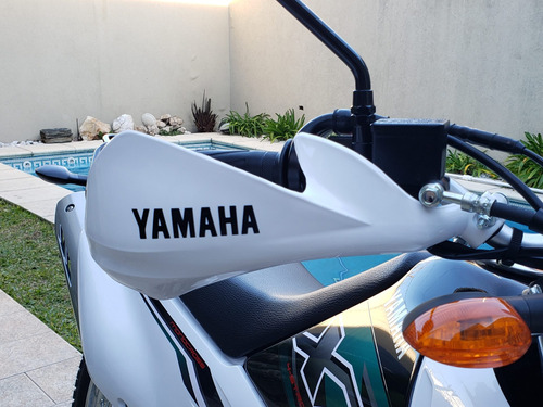 Cubre Puños Manos Yamaha Xtz 125 Simil Acerbis