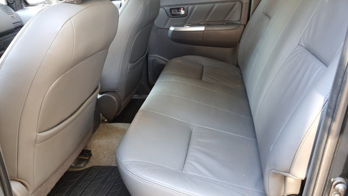 Imagem 11 de 13 de Hilux Cab Dupla 4x4 Automatico