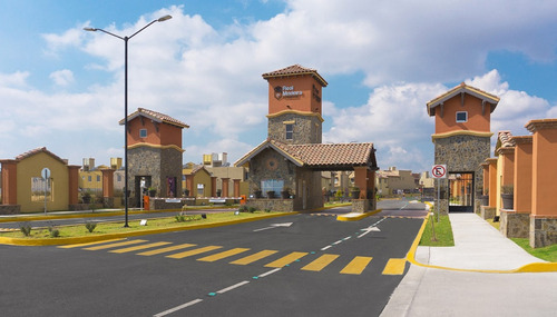 Casa Sola, Amplia ,en Renta, De 2 Niveles,de 2 Recamaras, 2 1/2 Baños, 2 Estacionamientos, Terraza Con Pérgola, Amenidades, Fraccionamiento Real Madeira Fase Iv, Pachuca De Soto, Hidalgo