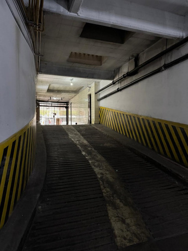 Cochera En Venta - Balvanera