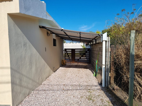 Imagen 3 de 30 de Casa Totalmente Reciclada En Las Toscas 982lt