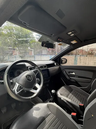 Camioneta Renault Duster 2023 - Servicio Público