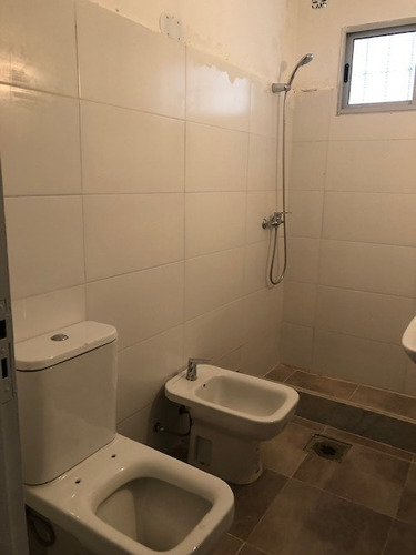 Imagen 6 de 12 de Amplio Apartamento En Venta - Cufre 2481