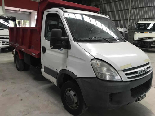 Camion Iveco 55616 Volcador Permuto
