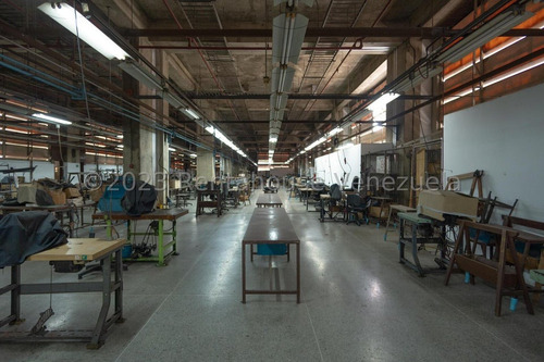 Jel Edificio Industrial En Venta En San Martin 24-4774 Fg