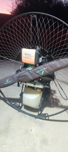Imagen 3 de 9 de Paramotor Sky Energi 110s