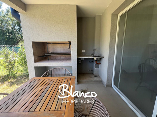 Casa En Venta En Pilar, G.b.a. Zona Norte