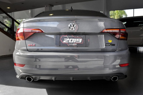Volkswagen Vento Gli 230cv 2019