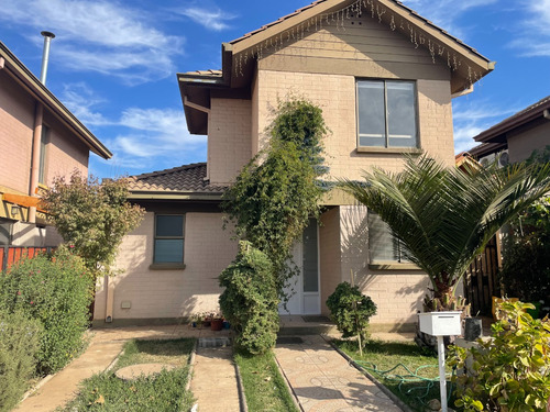 Casa En Arriendo - Condominio Portal De Machalí