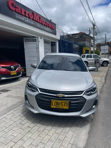 Chevrolet Onix 1.0T Premier Sedan At
