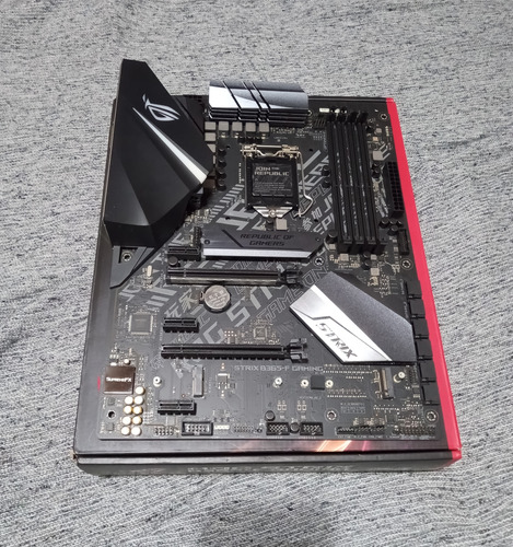 Mother Asus Rog B365 F Gaming 1151 Rgb Negro (Usado)