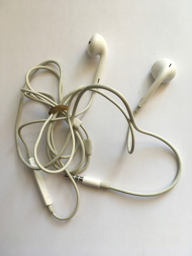 Audífonos Earpods Originales Apple Iphone Entrada 3.5 M. 4g Blanco (Usado)