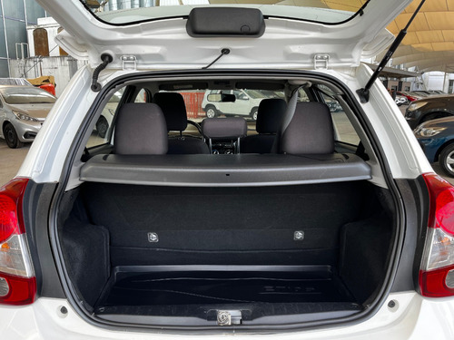 Toyota Etios 1.5 Xls At