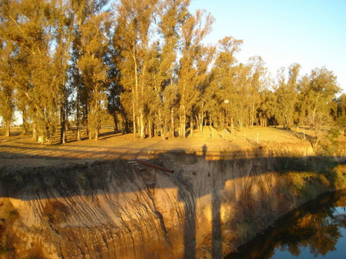 Chacra Sobre El Rio En Barrio Privado. Retasada !!!