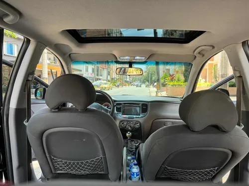 Kia Rio Xcite 2011 Con Escotilla Y Full Equipo