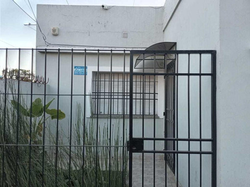 Imagen 1 de 9 de Casa En Jose C. Paz