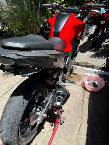 Honda Cb 300f. Nueva, Sin Detalles.