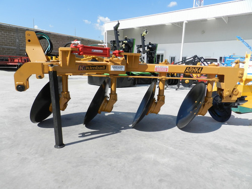 Imagen 3 de 12 de Arado Agricola 4 Discos Hidraulico Marca Kimball P Tractor