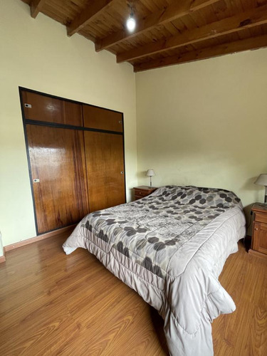 Casa En Venta 5 Ambientes - Haedo