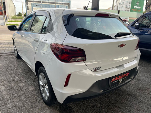 Chevrolet Onix ONIX HATCH LT 1.0 12V Flex 5p Mec.