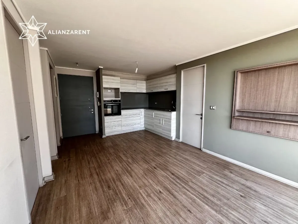 Imagen 2 de 14 de Arriendo Dep 2d & 2b - A Pasos Del Metro Viña Del Mar