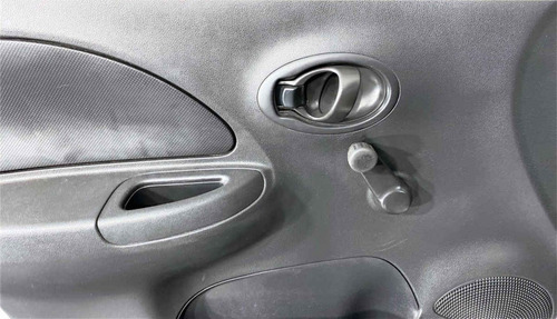 Imagen 8 de 15 de 112583 - Nissan March 2017 Con Garantía