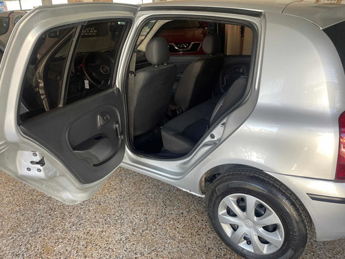 Imagen 10 de 16 de Renault Clio Mio 5p Confort Pack Sat