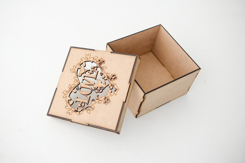 Cajas Caladas 15x15 Corazón Love Fibrofacil X3u