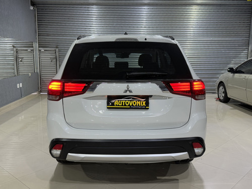 Mitsubishi Outlander 2.0