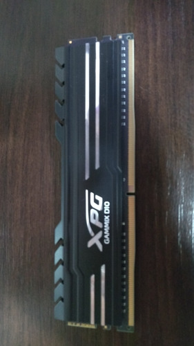 Memória Ddr4 Xpg Gammix D10 - 1x8gb, 2666mhz, Cl16, Black