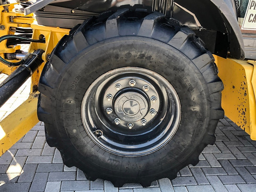 Retroescavadeira B95b 4x4 New Holland 2017=420f2,430f2,432f2