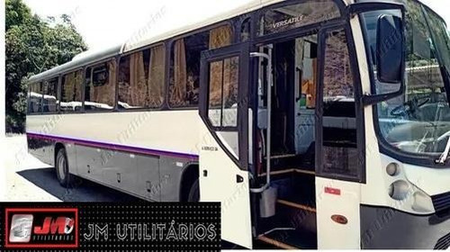 Imagem 1 de 9 de Comil Versatille Ano 2011 M.b Of 1722 C/ar 48 Lug Jm Cod.245