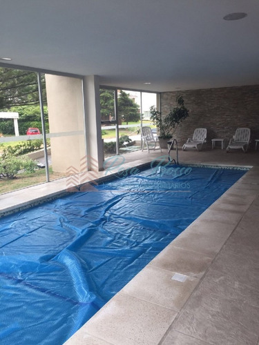 Apartamento En Brava, 2 Dormitorios *- Ref: 4752