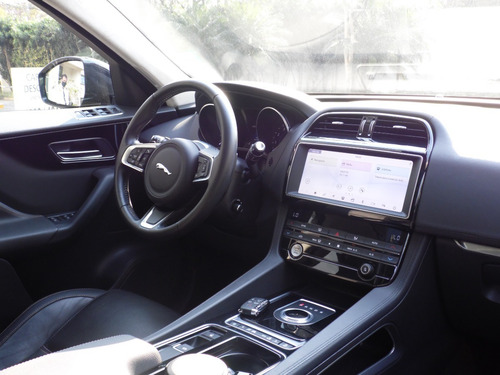 Imagem 9 de 12 de Jaguar F-pace 2.0 16v Ingenium Prestige Awd 4p Automático